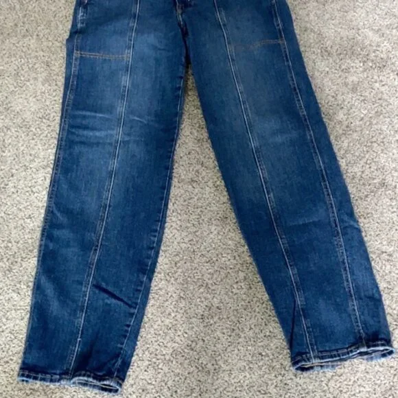 Old Navy O.G. Loose High Rise Jeans – Size 12 ✨90's Casual Look! - Picture 3 of 8